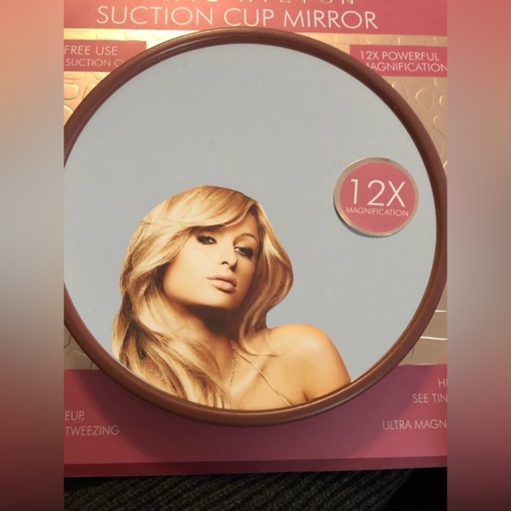 Paris Hilton suction cup 12X‎ magnifying mirror new